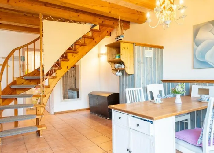 Vakantiehuis Landhauswohnungen Mitten Auf Ruegen - Steuerbord *