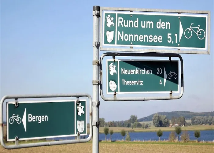 Landhauswohnungen Mitten Auf Ruegen - Steuerbord Vakantiehuis